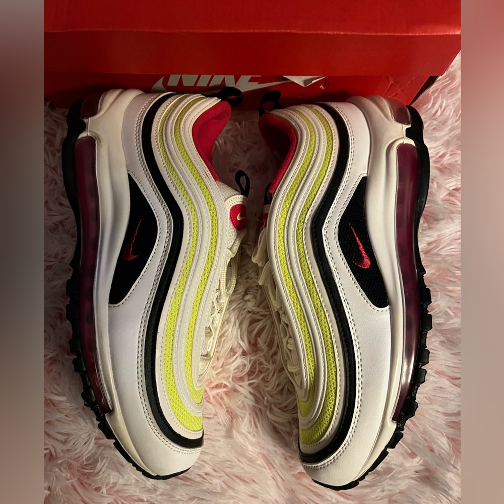 Brand new Nike Air Max - Picture 2 of 6
